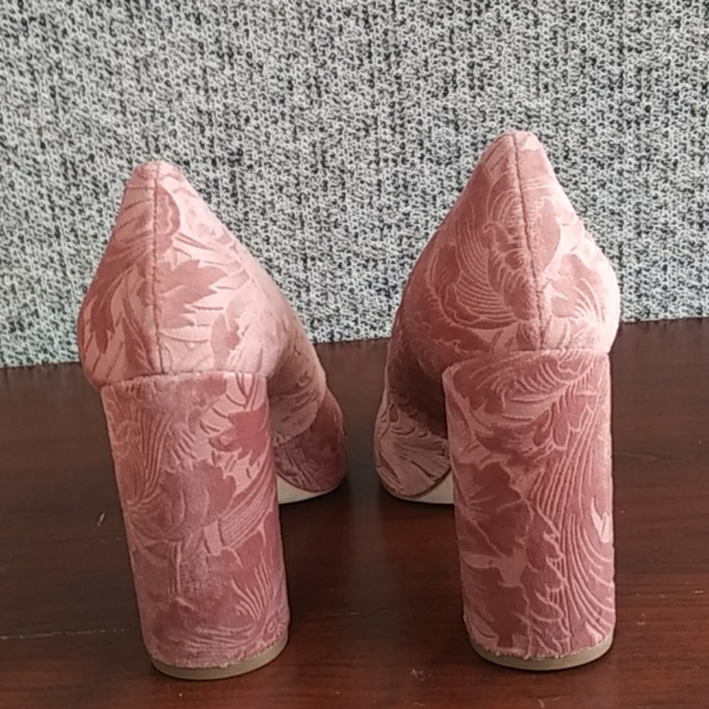 NIB Pour La Victoire CeCe Pump - Picture 4 of 7